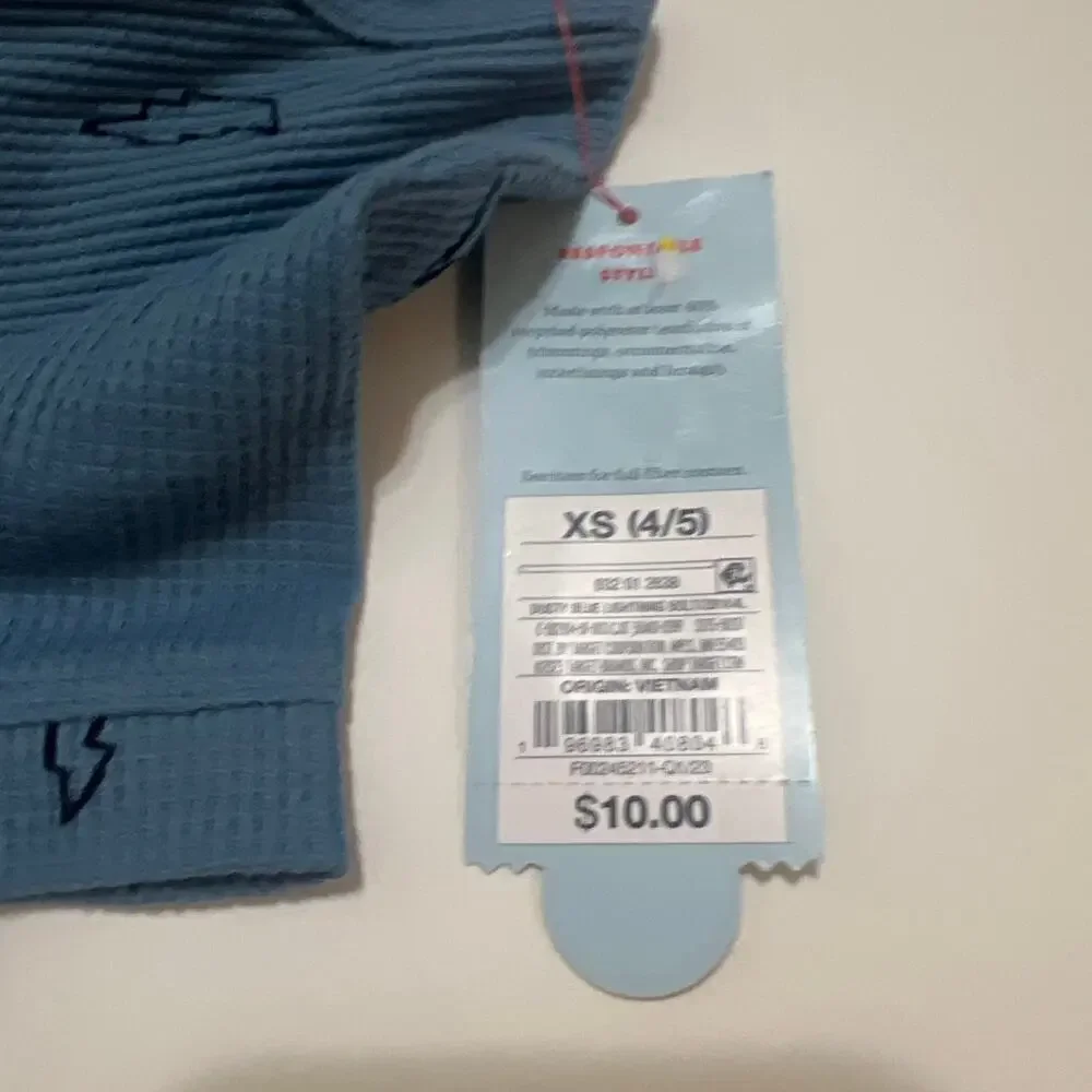 Bundle of 2 boys shirts Spotted Zebra and Cat & Jack Size XS